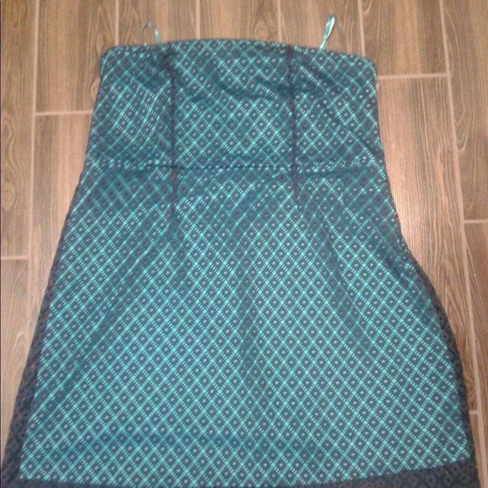 Lane Bryant Strapless Eyelet Green Geo Dress NWOT - Picture 2 of 3